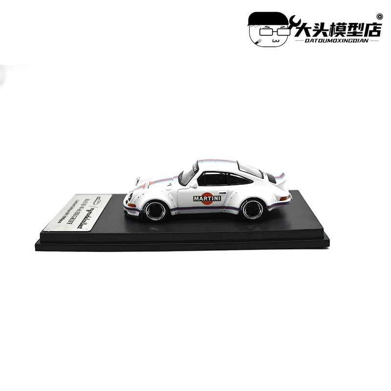 

1/64 MC RWB 930 Martini литая модель автомобиля
