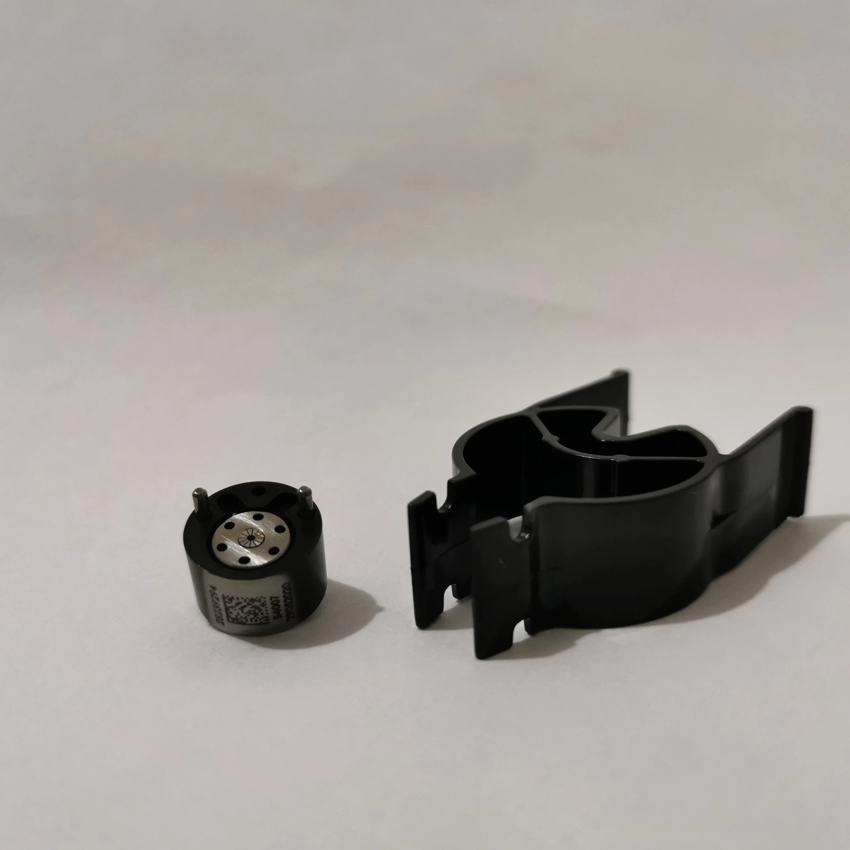 Клапан управления дизельной топливной форсункой 28239294 9308-621C 9308z621c 28440421 черный