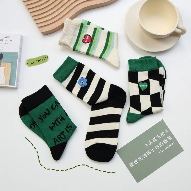 

New Green Women Fashion Socks Striped Lattice Letter Pattern Colored Japanese Cute Socks Cozy Casual Quality Combed Cotton Socks