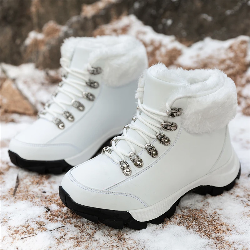 Походная обувь теплые женские зимние ботинки на меху с плюшевой стелькой средней