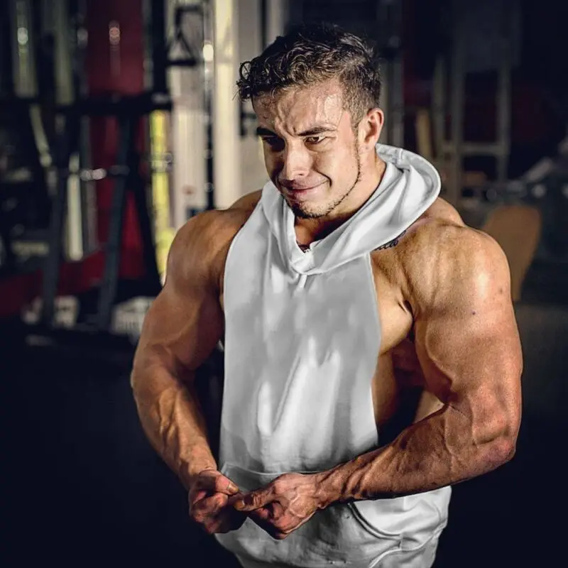 

Hoodies & Sweatshirts