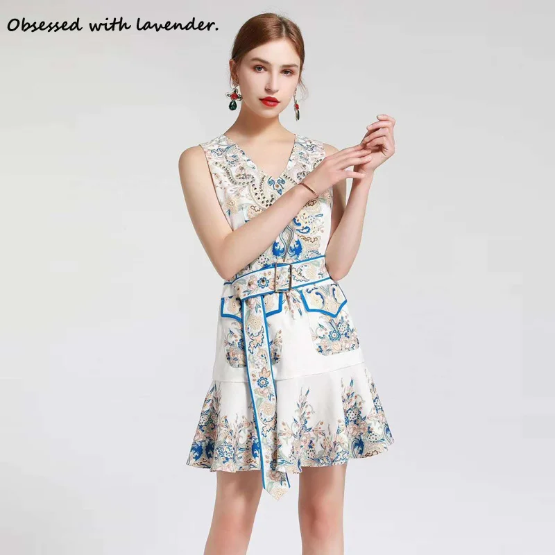 Obsessed with lavender.Summer new V-neck sleeveless vest dass retro national printing lotus leaf dress woman