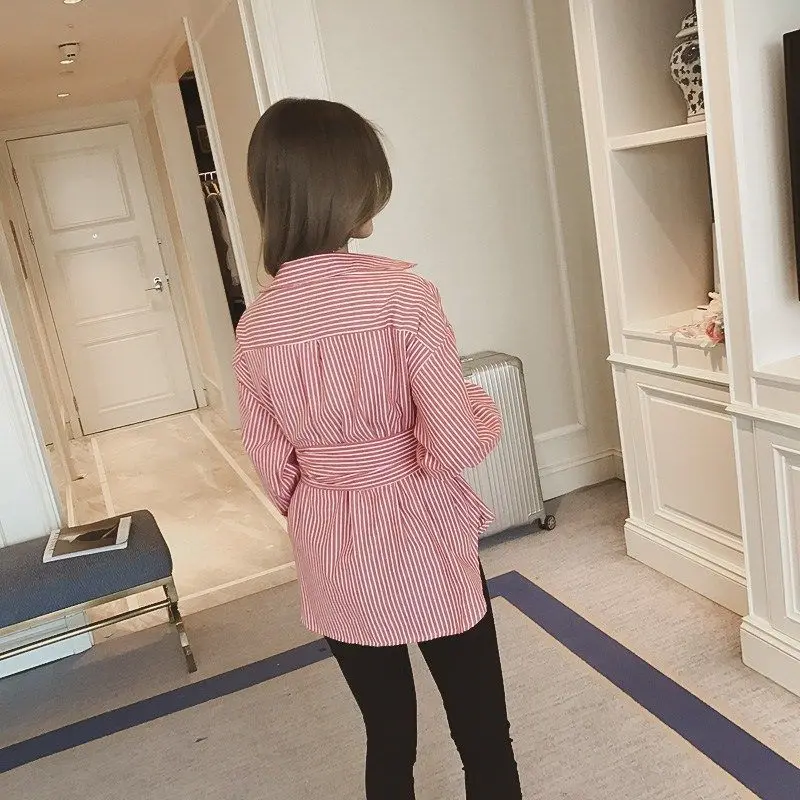 Женская Асимметричная блузка в полоску Корейском стиле с поясом и