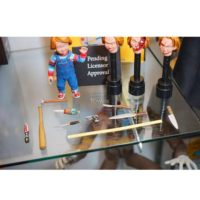 

NECA Action Figure Ghost Baby Return to Soul Chucky Chucky Cult Chucky Deluxe Horror Ghost Doll Joint Toy Funny Gift