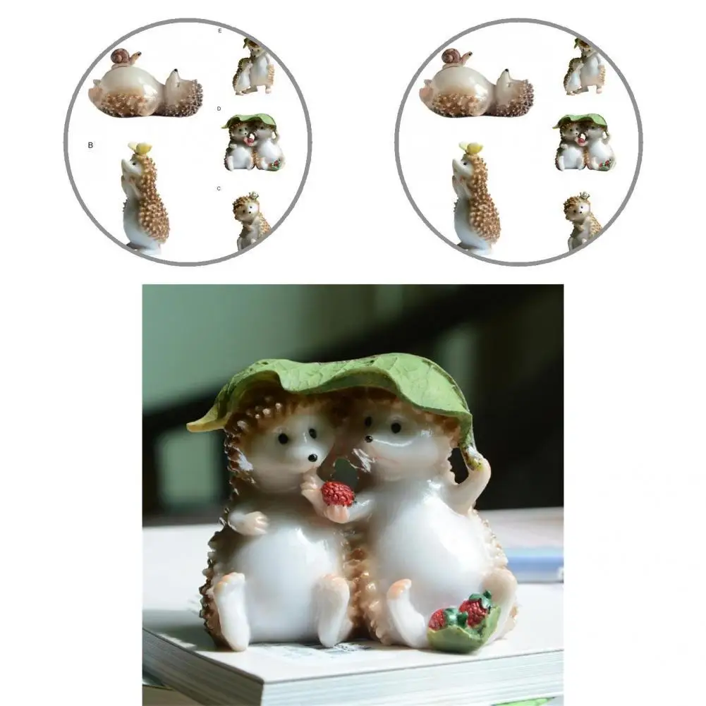 

Good Hedgehog Statue Versatile Usage Colorfast Garden Hedgehog Figurine Desktop Hedgehog Decor