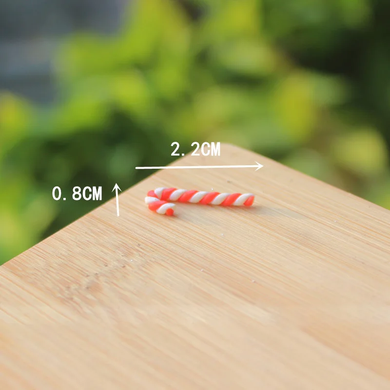 

Миниатюрные рождественские украшения из пластика