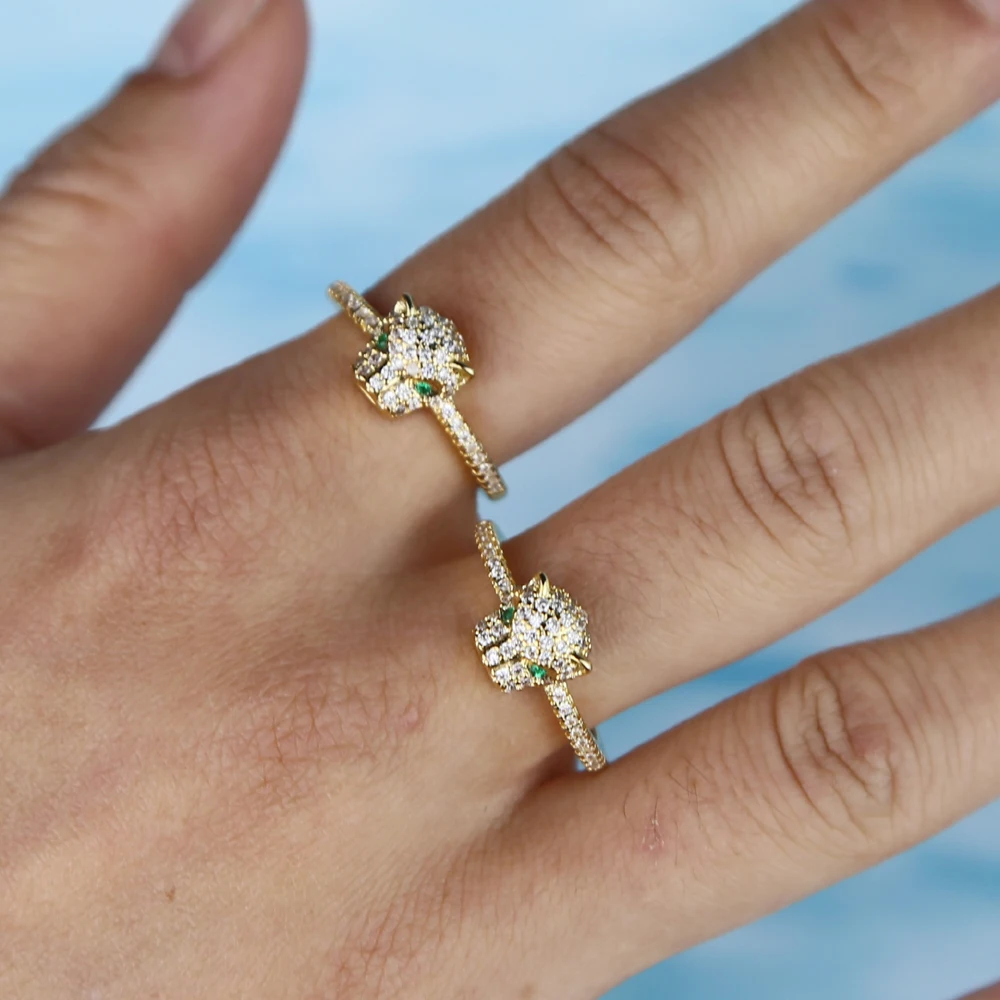 Luxury Minimal Tiny Cute Animal Leopard Engagement Band Clear CZ Rings For Women 2023 Hot Fashion Classic Leopard Charm Jewelry