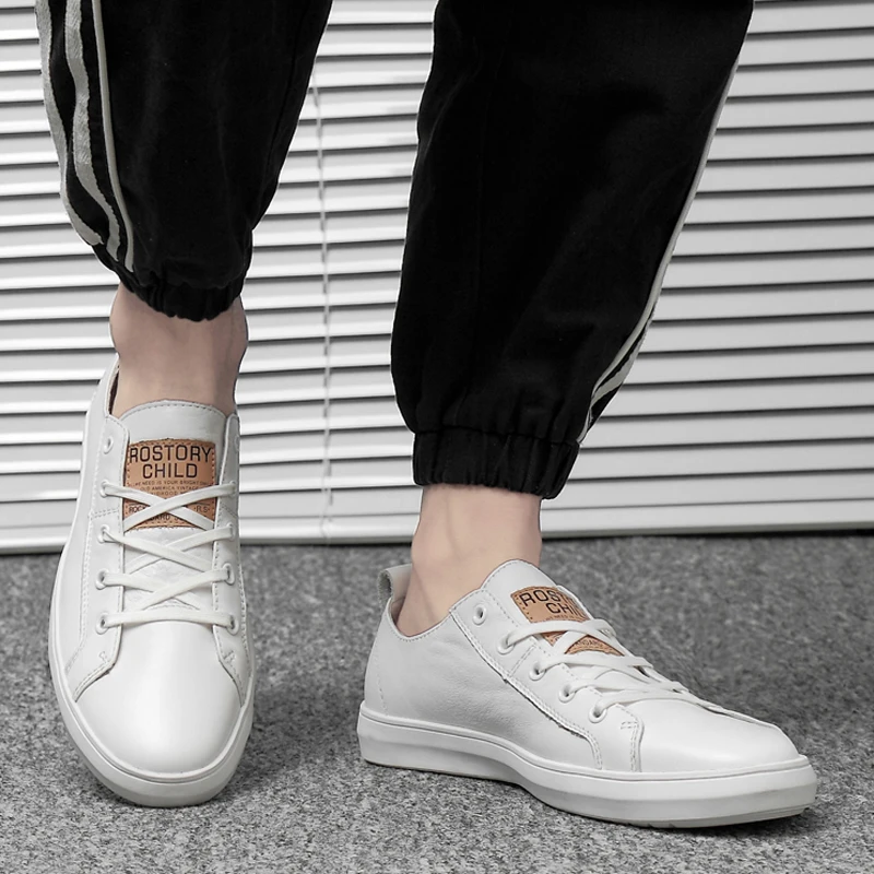 Кроссовки мужские из натуральной кожи на шнуровке Нескользящие однотонные