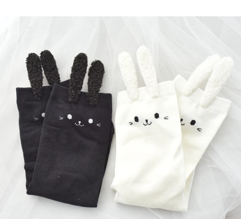 Милые носки с трехмерными ушками кролика весна-осень 2020 черно-белые для девочек