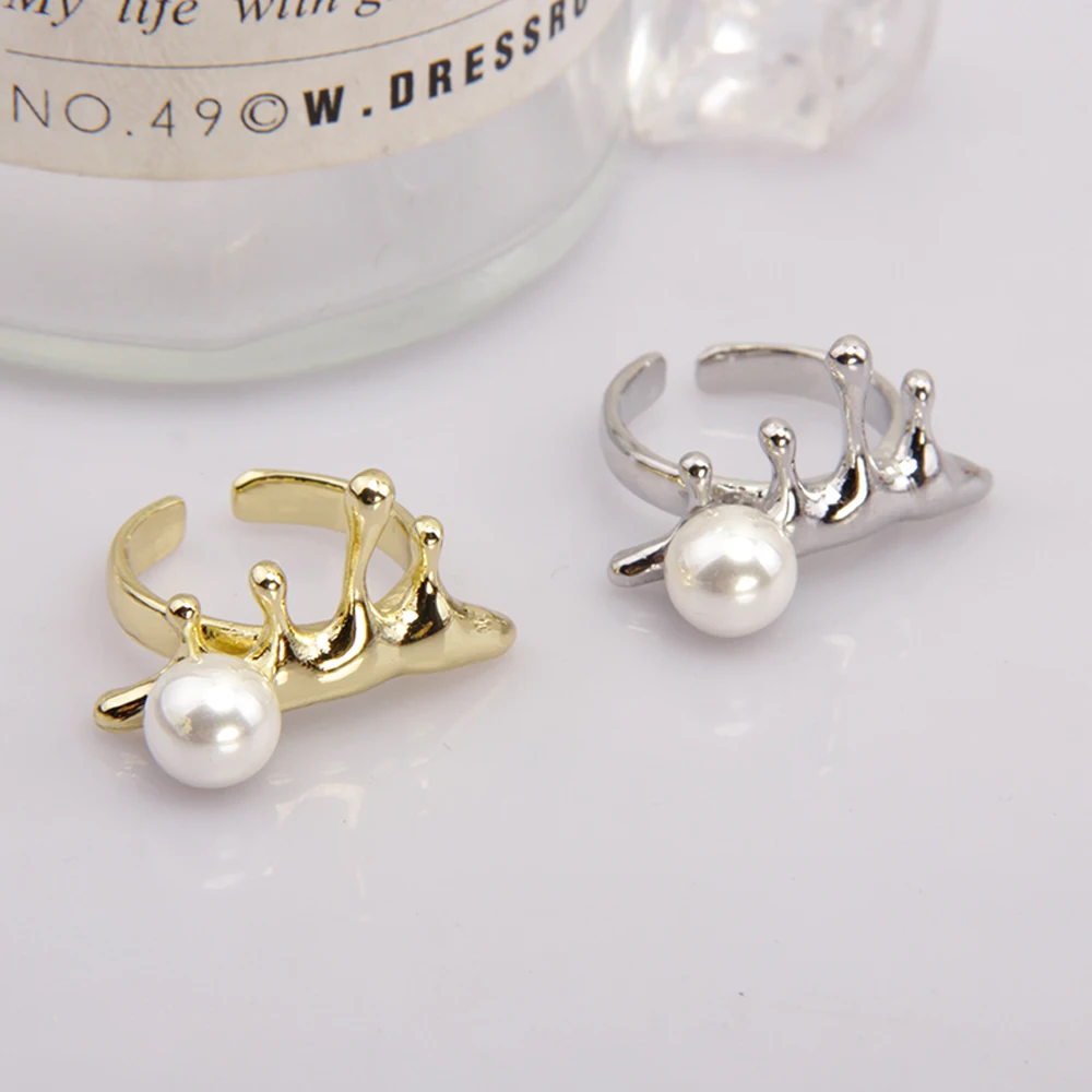 

Sell Like Hot Cakes Creative Finger Ring The Geometric Irregular Pearl Ring Metal Hyperbole Friendship Engagement Wedding Rings