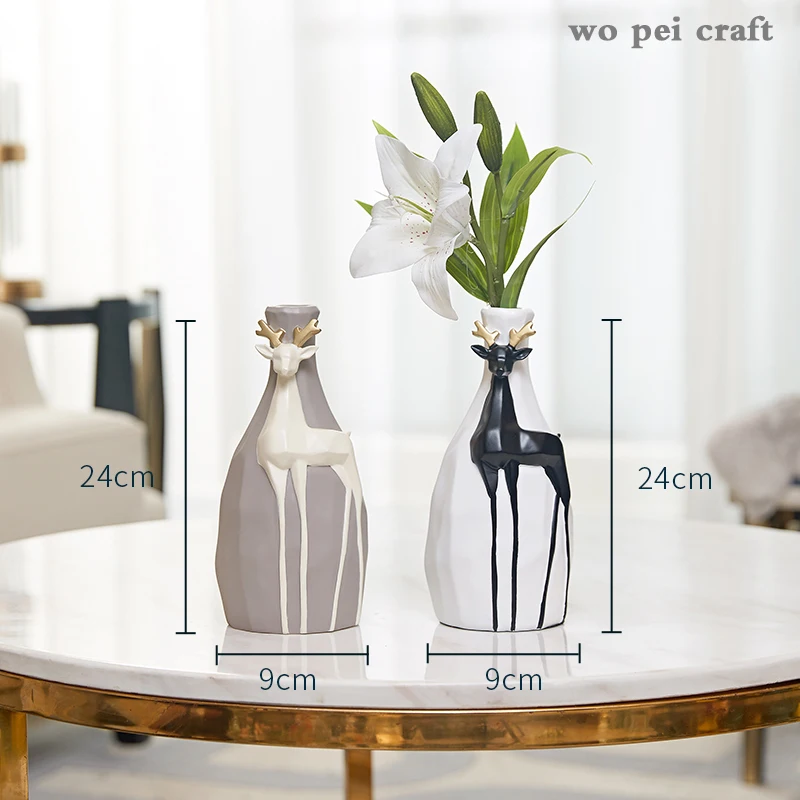 

Embossed Deer Geometric Decorative Resin Vase Desk Decoration Flowerpot Golden Vases Crafts Flower Arrangement Home Decor Modern