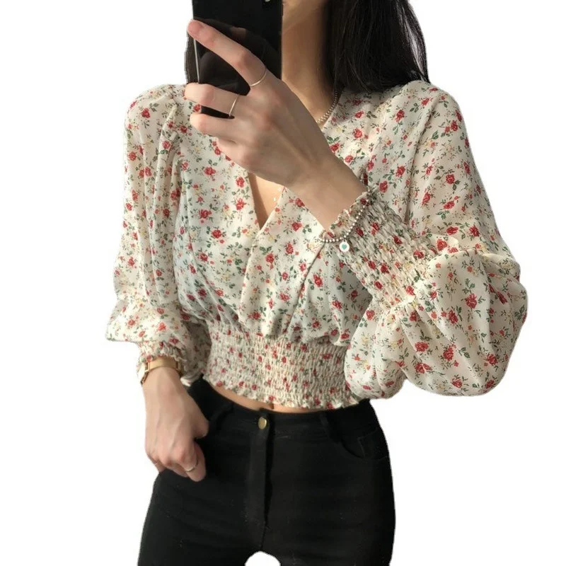 

ZAWAHIKI 2021 Spring Korean Vintage Women's Shirt V-Neck Flower Puff Sleeve Pleated Design Slim Waist Tops Elegant Short Blouse