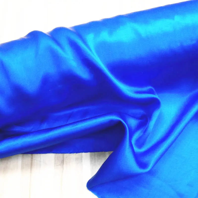 

#tong,length:337cm,width:110cm,thickness:16mm,100% silk fabric soft satin CHARMEUSE,color:AS PICTURES