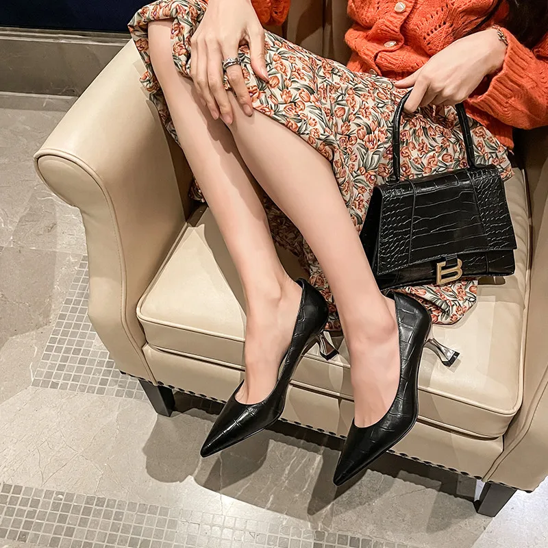 

FEDONAS Shallow High Heels Pumps Women Genuine Leather Fashion Women Pointed Toe Shoes Woman Heels Wedding Basic Women Shoes