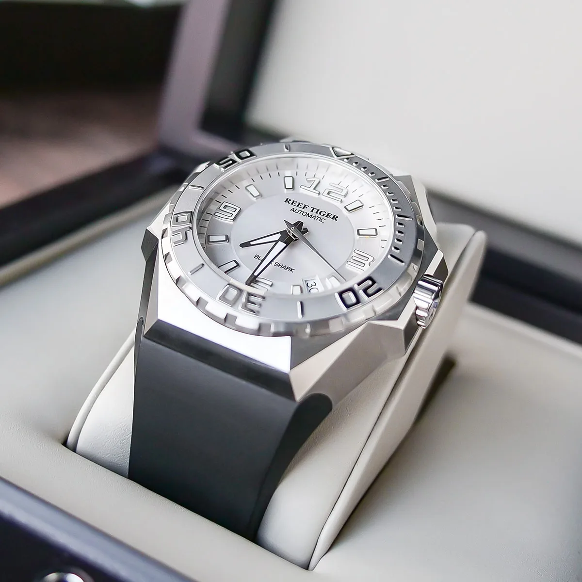 للبيع Reef Tiger/RT الفاخرة العلامة التجارية الساعات الرياضية الصلب حالة التلقائي الميكانيكية مقاوم للماء ساعة التاريخ Relogio Masculino RGA6903