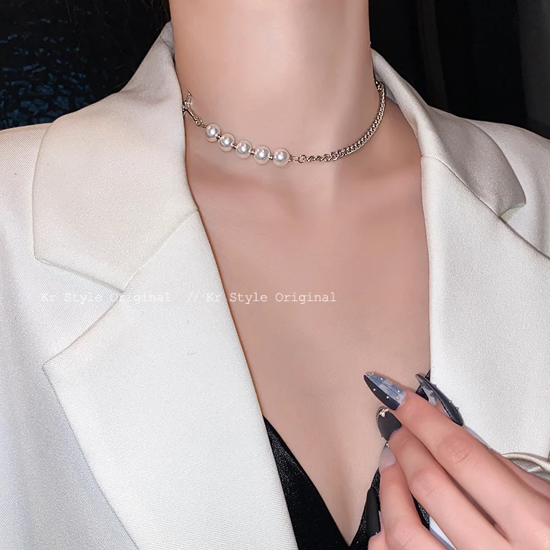 

Titanium steel love Star luminous pearl necklace women's fashion hip hop personalized clavicle chain niche design sense chain