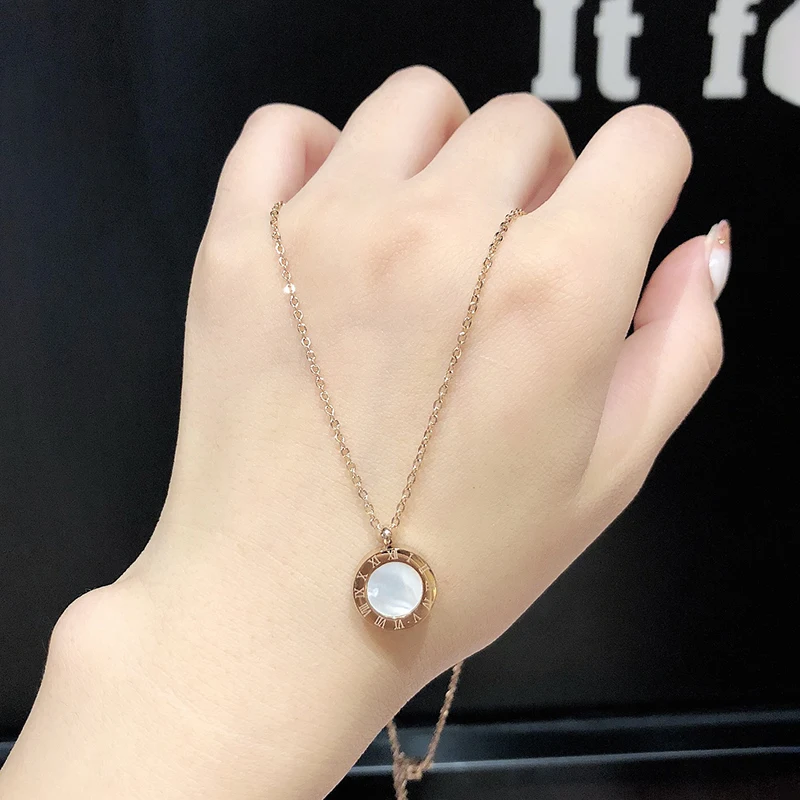 

Double-sided Roman Ring Necklace Female Clavicle Chain Fashion Ladies Summer Casual Party Accessories