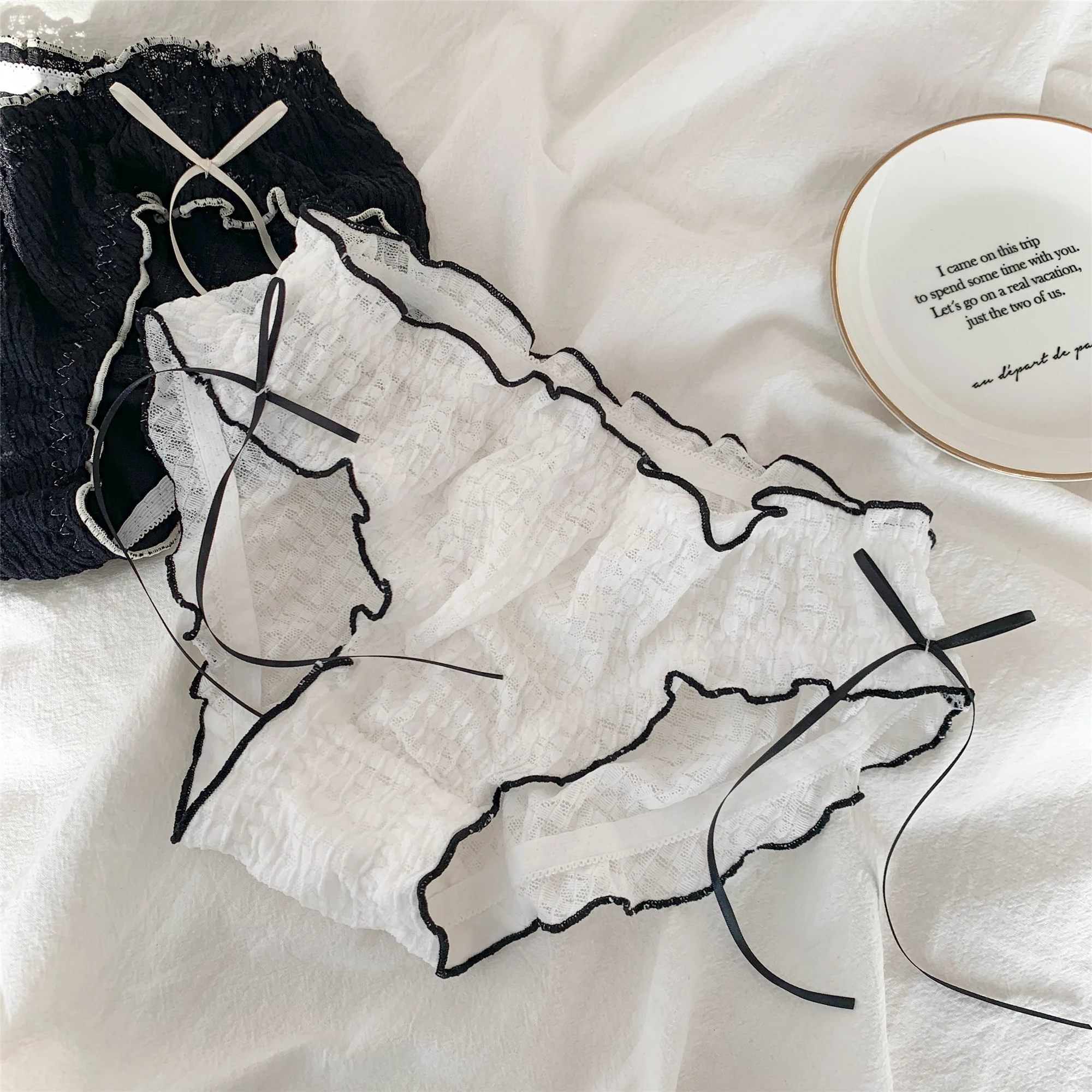 

Japanese Girl Love Embroidery Briefs Underwear Women Fresh Comfortable Cotton Simplicity Low Waist Panties Lolita Underpants