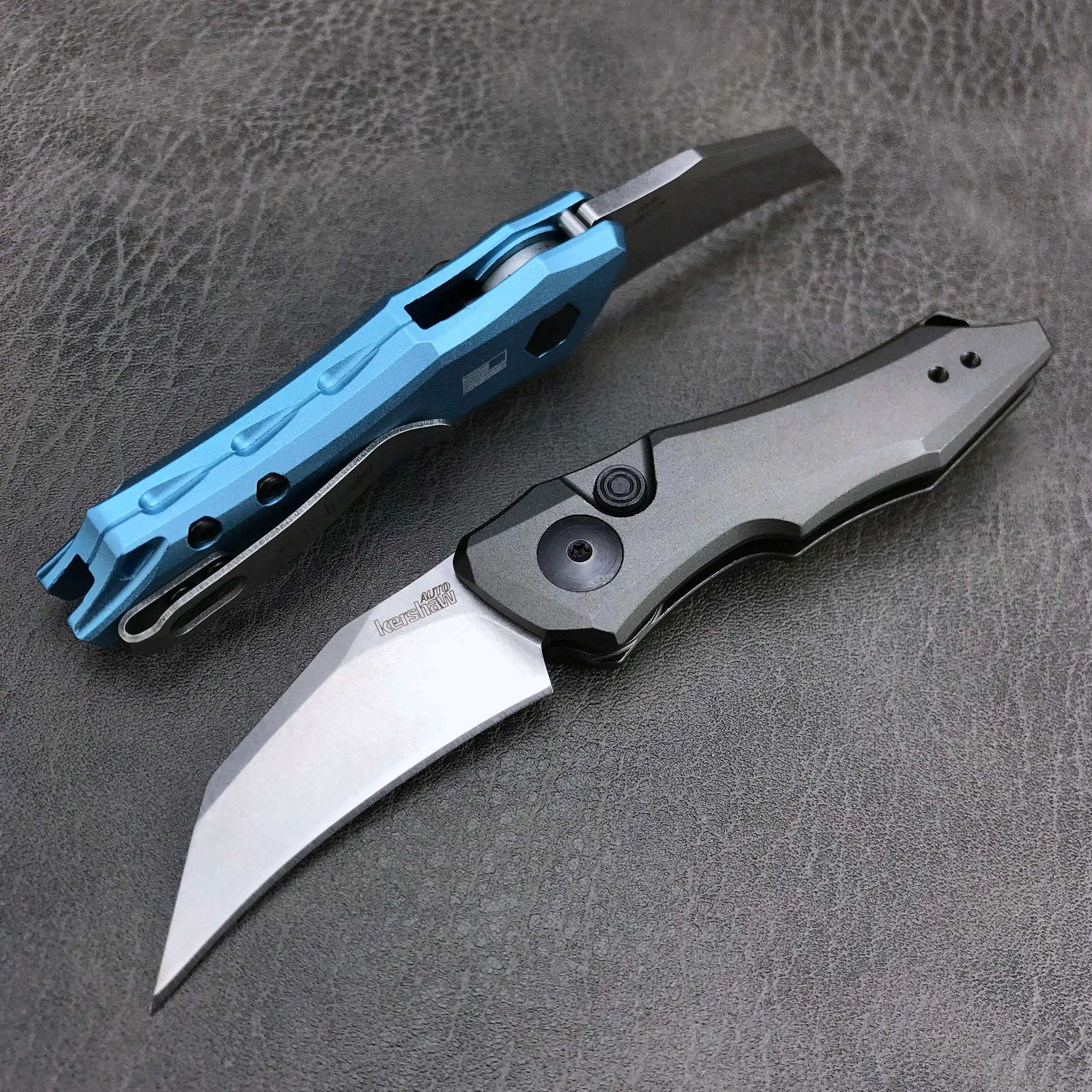 

New Kershaw 7350 Launch 10 AUTO Folding Knife 1.9" Stonewashed CPM-154 Hawkbill Blade, Dark Gray/Blue Anodized Aluminum Handles