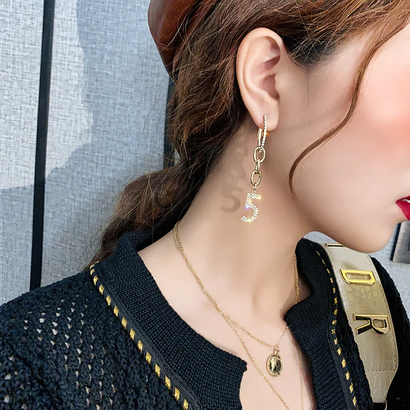 

HANGZHI 2020 New Design Texture Earrings Fashion Zircon Digital Asymmetry Exaggeration Earring for Women Girls Jewelry Gift