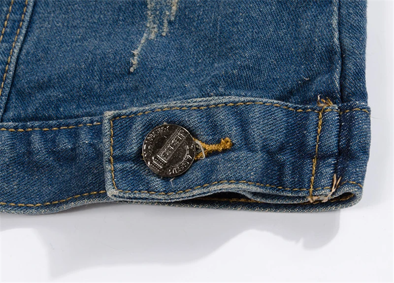 

Vintage Denim Vests Men Tank Tops Slim Fit Motorcycle Biker Jeans Vest Fashion Streetwear Sleeveless Jacket Plus Size 5XL NZ014