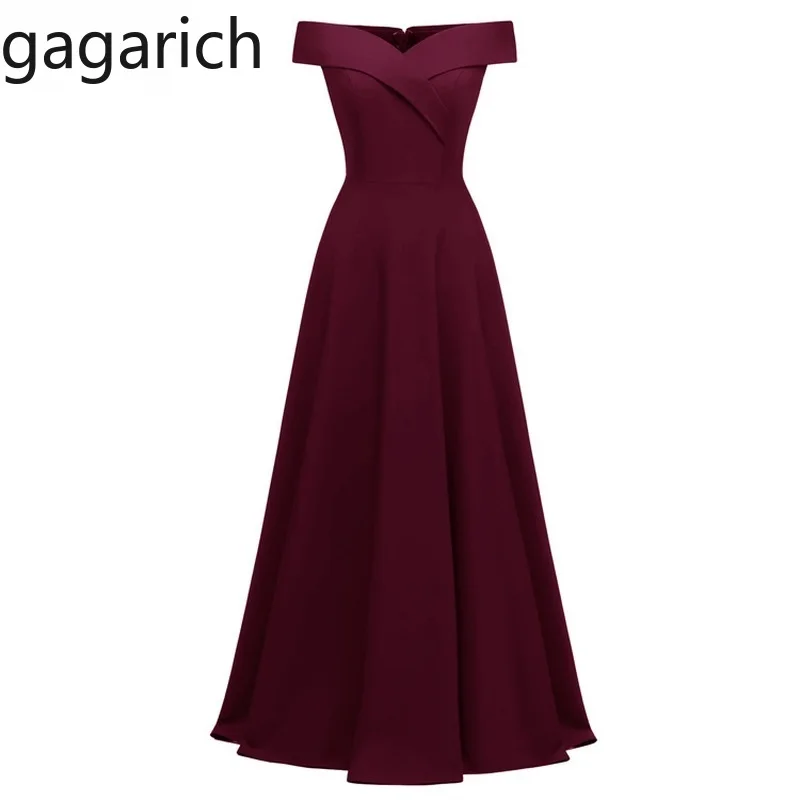 Женское платье с вырезом лодочкой Gagarich однотонное облегающее длинное v образным