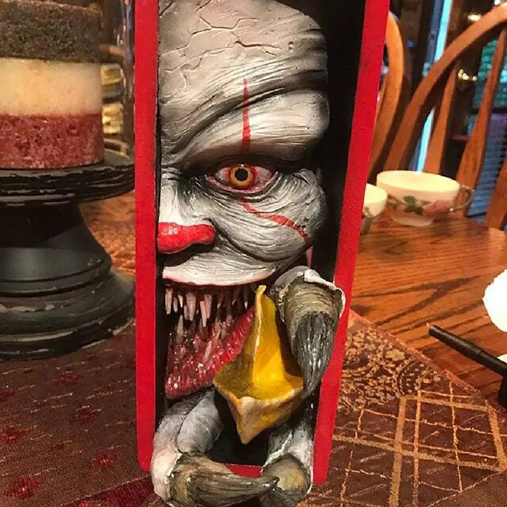 

Human Face Resin Bookends Bookstand Sculpture Bookshelf Decor Peeping On The Bookshelf Terror Style Sculpture Bookshelf Decor