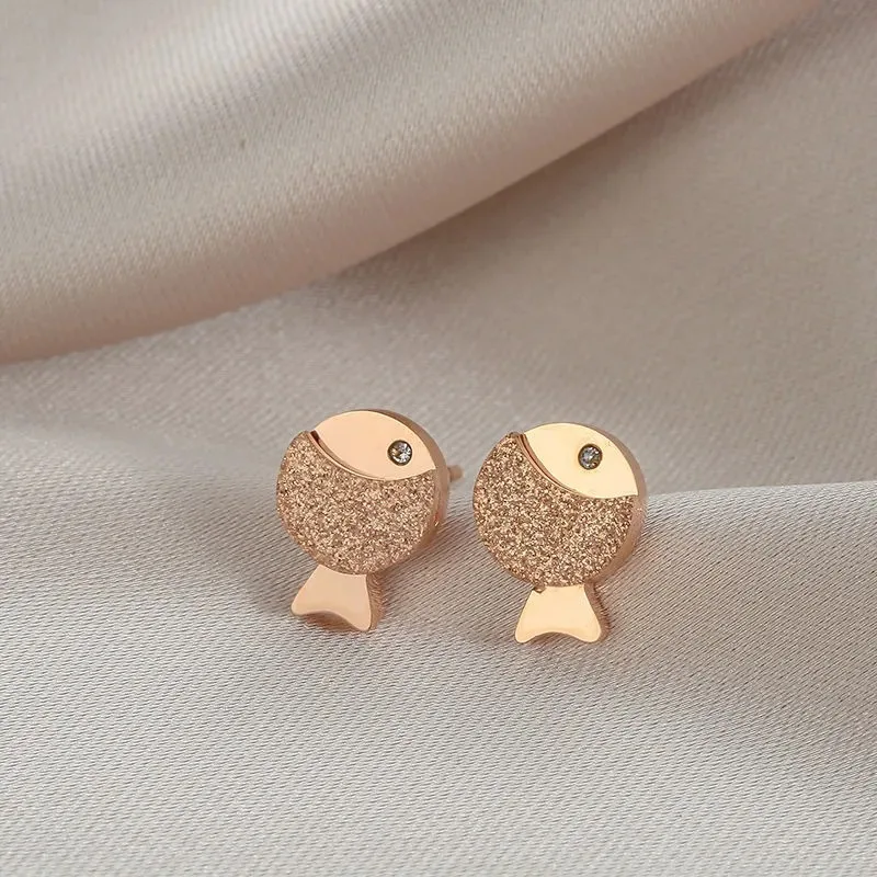 

Cute Rose Gold Fish Stud Earrings For Women Stainless Steel Animal Earrings Femme Trendy Matte Zircon Ear Jewelry Holiday Gift