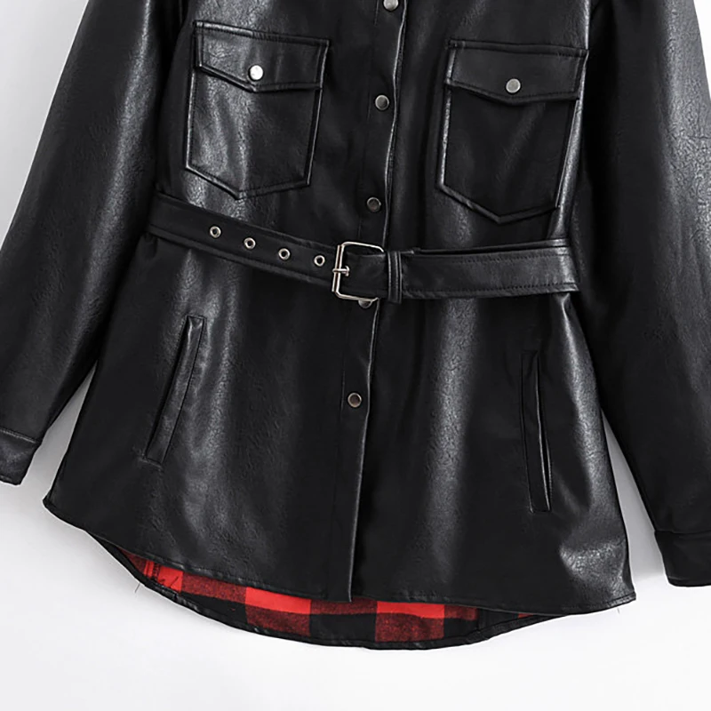 Куртка женская из экокожи стильная модная черная верхняя одежда с отложным