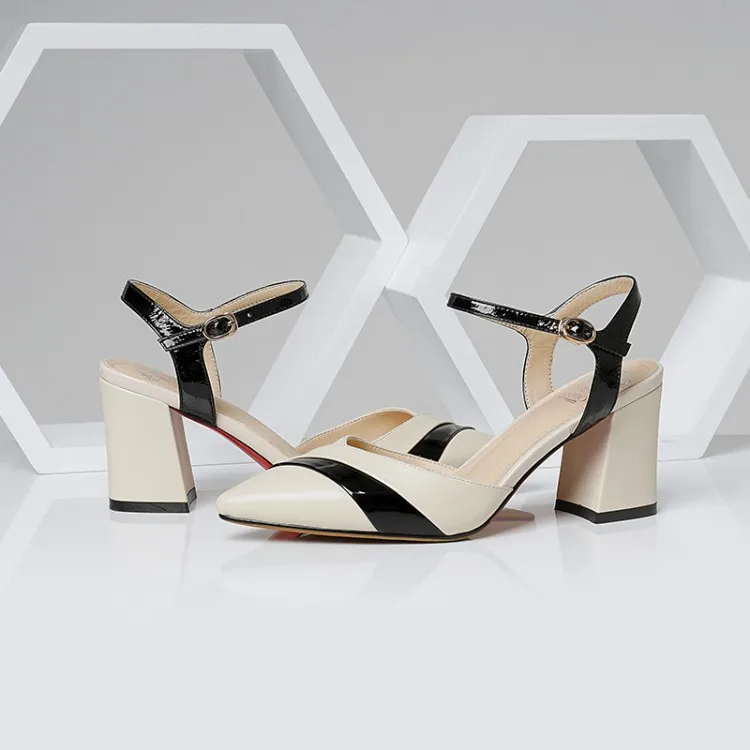 

Women's Shoes