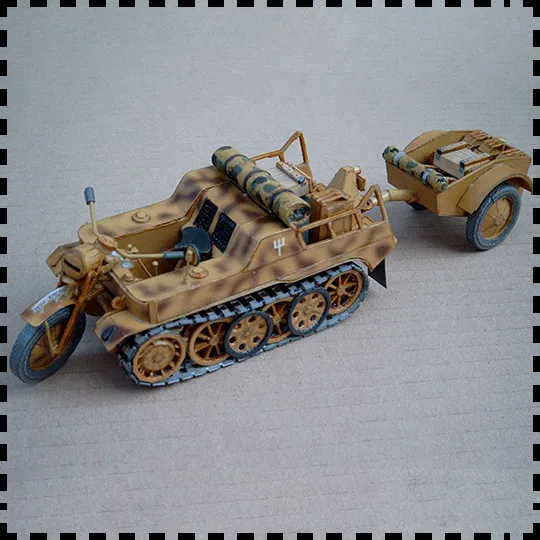 Фото В масштабе 1:25 немецкий WW2 Sd.Kfz.2 Kettenkrad мотоцикл автомобиль DIY Бумажная модель набор игрушечные Пазлы ручной работы №1