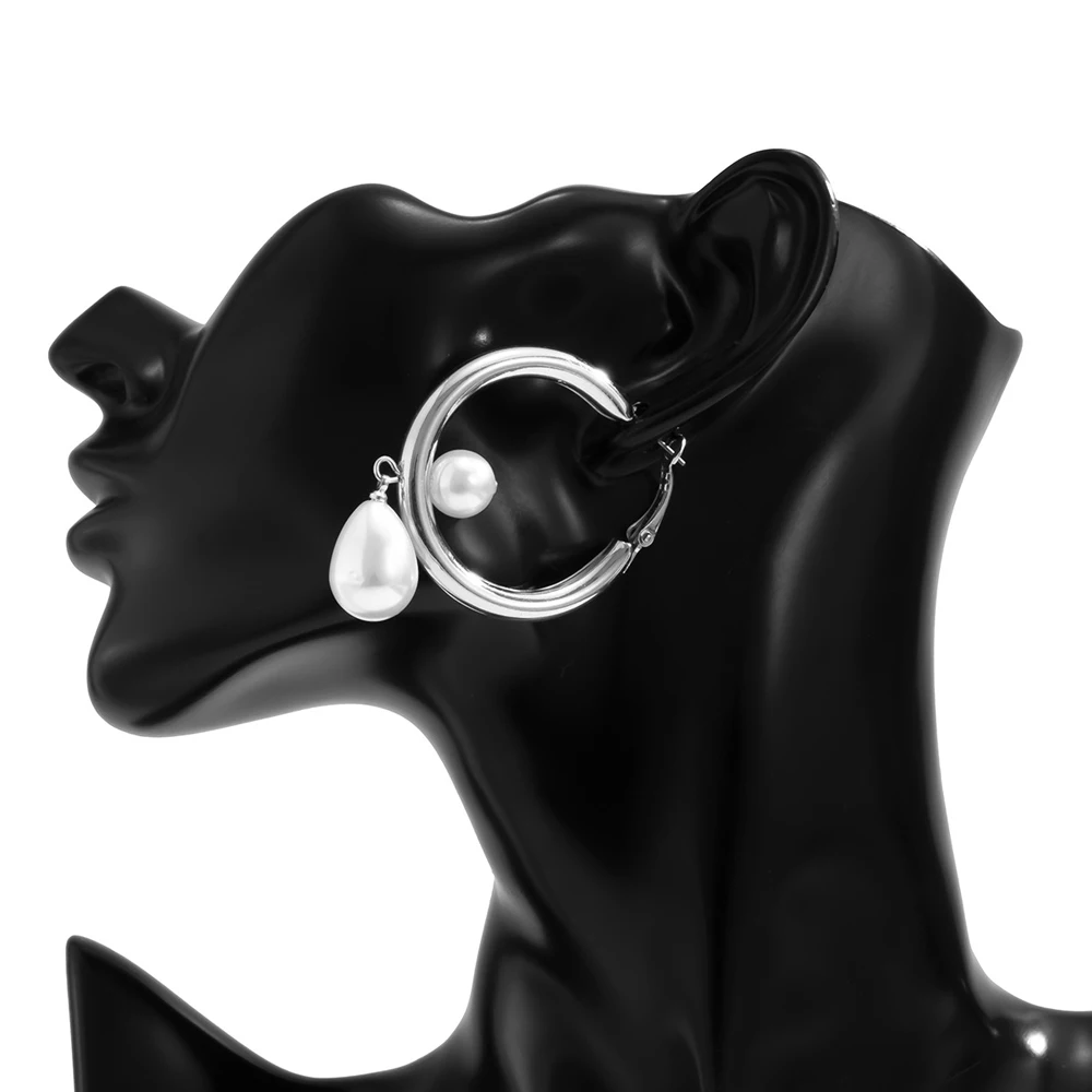 

Retro Fashion Female Eardrop Exaggerated Fashion Earring Hollow Out Big Circle Geometry Earrings