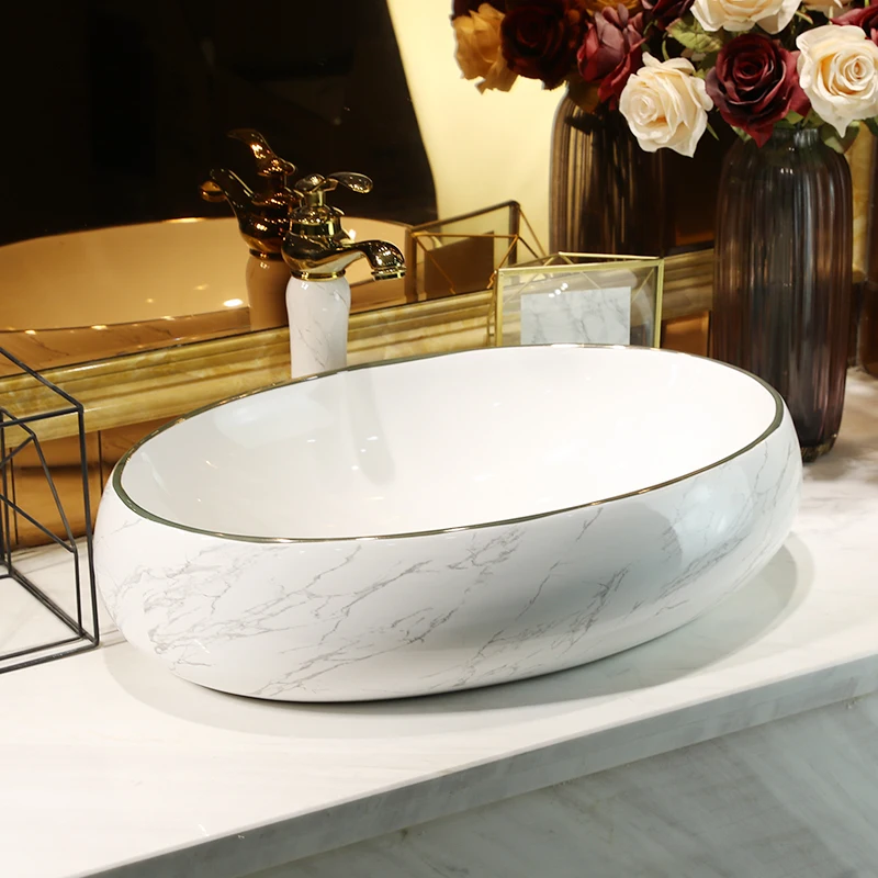 Умывальник на сцене умывальник один домашний керамический художественный