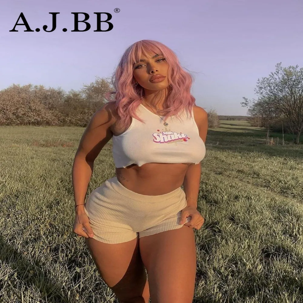 

2021 summer new fashion letter print sport two piece slim fit o-neck sleeveless vest and shorts women's suit