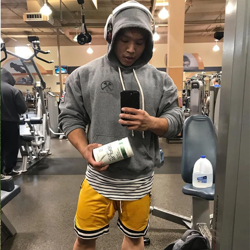 

Men Summer mesh Running Shorts Men Brand New gym Shorts 2020 Solid Breathable Elastic Waist Jogger quick-drying sport shorts men