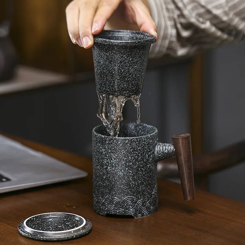 

Exquisite Ceramic Tea Mugs With Filters With Wooden Handle Ceramic Water /Milk /Drinks /Coffee Cup Tea Cup 301-400ml