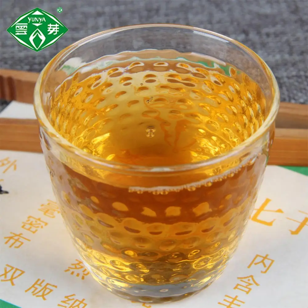 

Puwen 2006 Shen Pu-erh Cake Yunnan Qizi Bing Cha Spring Tip Aged The Pu-erh Raw Pu-erh 400g