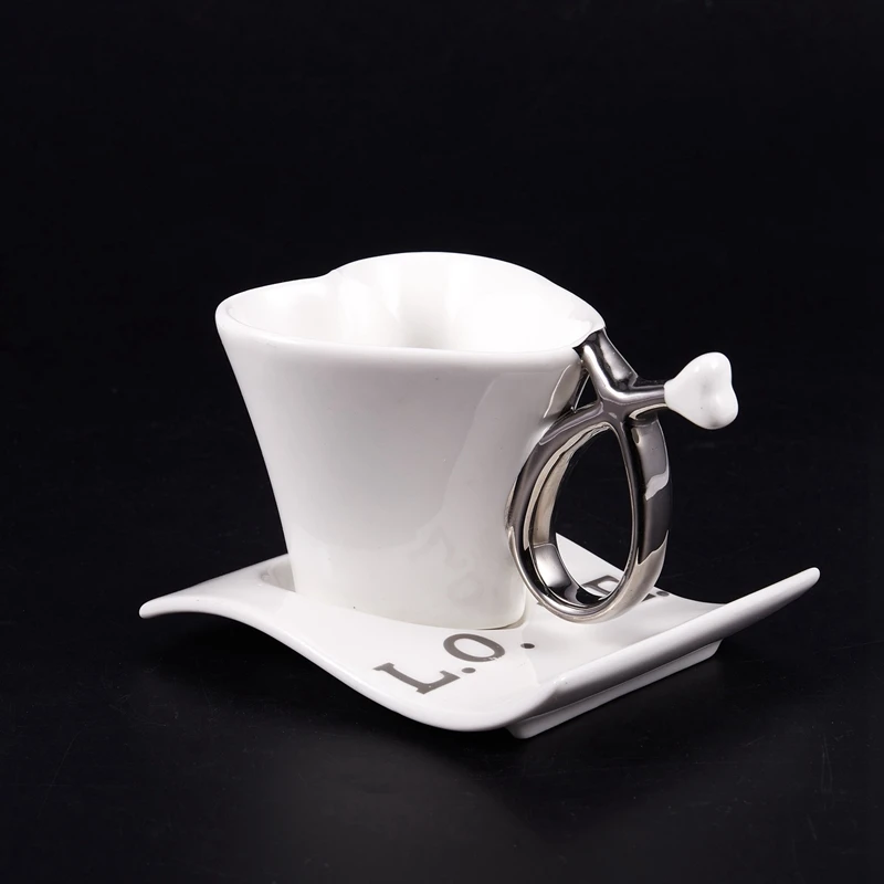 200 мл креативные керамические чашки в форме сердца белые и серебряные|Кружки| |