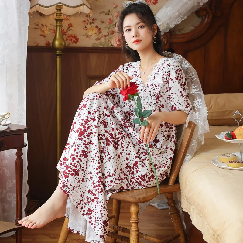 

Summer 2021 Women's Short-Sleeved Print Sleeping Dress Princess Retro V-neck Nightdress Sweet Loose Fashion Floral Pajamas