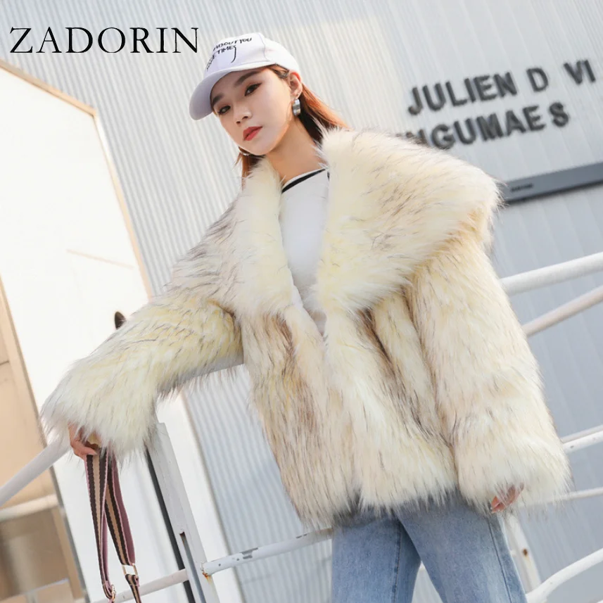 ZADORIN Winter Luxury Fluffy Faux Raccoon Dog Fur Coat Women Korean Fashion Pink Cropped Faux Fur Jackets for Women Clothes