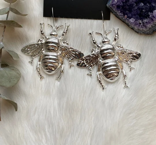 

Bee Earrings Bee Necklace Big Bumblebee Earrings Honeybee Earrings Bee Earrings Queen Bee Bug Jewelry Silver/Gold Plated