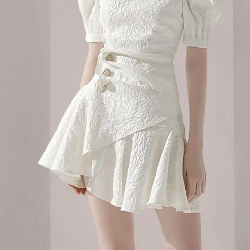 

French retro temperament slim fishtail skirt 2021 summer dress new female design skewness collar a-shaped dress