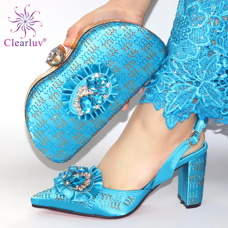 Зеленые зрелые африканские женские туфли и сумка подходящие к комплекту