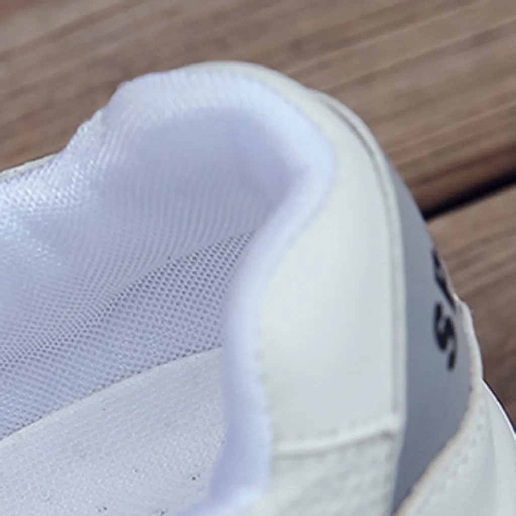 Женские теннисные туфли женские легкие мягкие спортивные для тренажерного зала