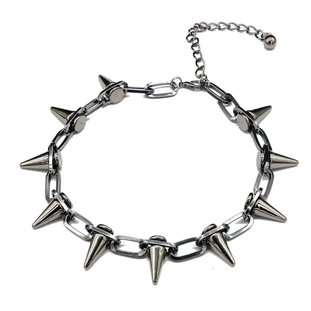 

New Punk Gothic Harajuku Handmade Choker Necklace Spike Rivet Necklace Exaggeration Rock Choker Jewelry