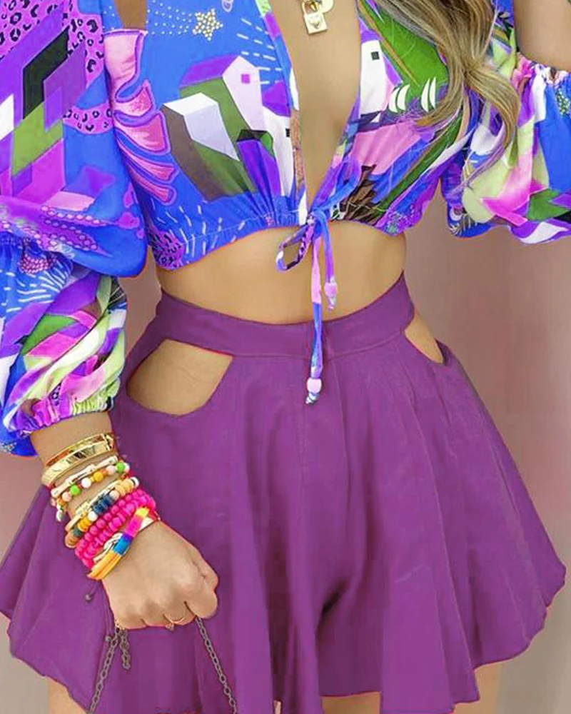 

2021 Women New Colorblock Lantern Sleeve Crop Top & Cutout Plain Shorts Set Summer Casual Sexy Hollow Out Shirt 2PCS Suit Sets