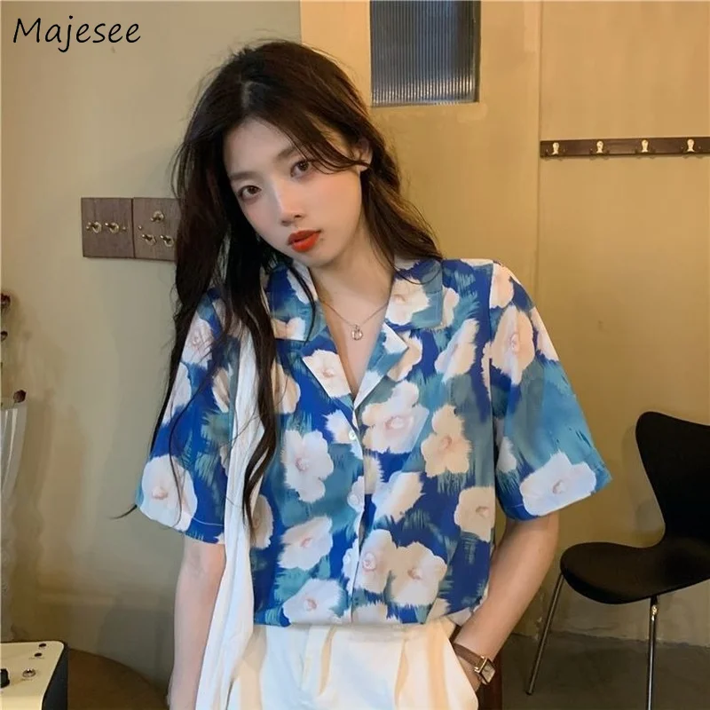 

Рубашка женская с цветочным принтом, милый Свободный Топ с коротким рукавом и английским воротником для девушек, универсальная одежда в Кор...