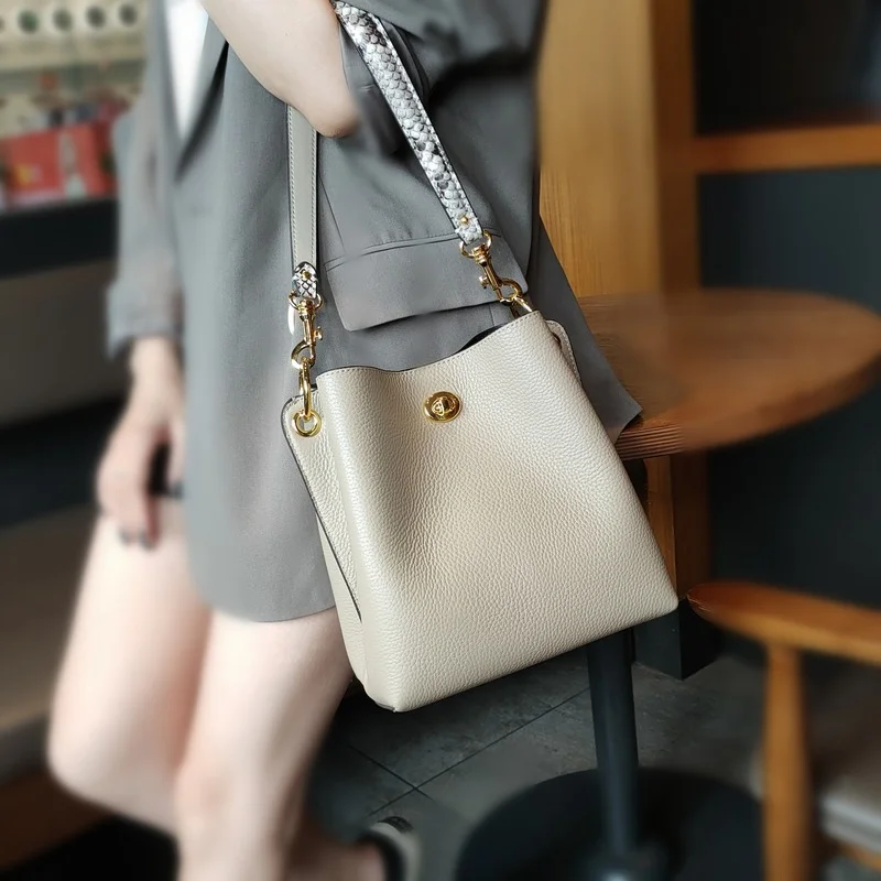 

Simple and versatile single shoulder bag women's Bucket Bag NEW slung bag shoulder bag luxury bags handbag tote bag