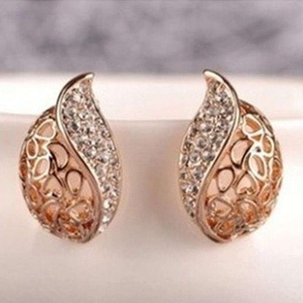 

Korean Earings Fashion Jewelry 2021 Trend New Pierced Earrings Leaf Bud Shape For Women Temperament Grunge Jewelry Wholesale