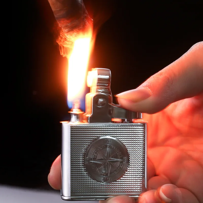 

Cotton Kerosene Lighter Retro Nostalgic Creative Personality Flint Grinding Wheel Metal Lighter Torch Lighter Gift for Men